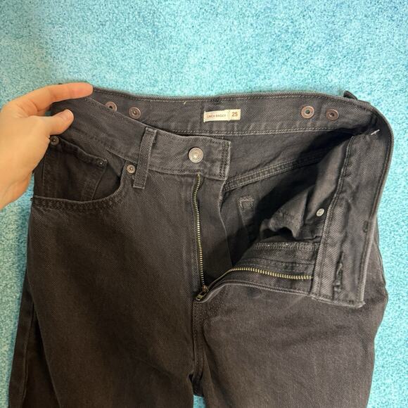 Levi's Women's High-Rise Cinch Baggy Carpenter Jeans Size 25 Fits 26x30 Black - Picture 12 of 16